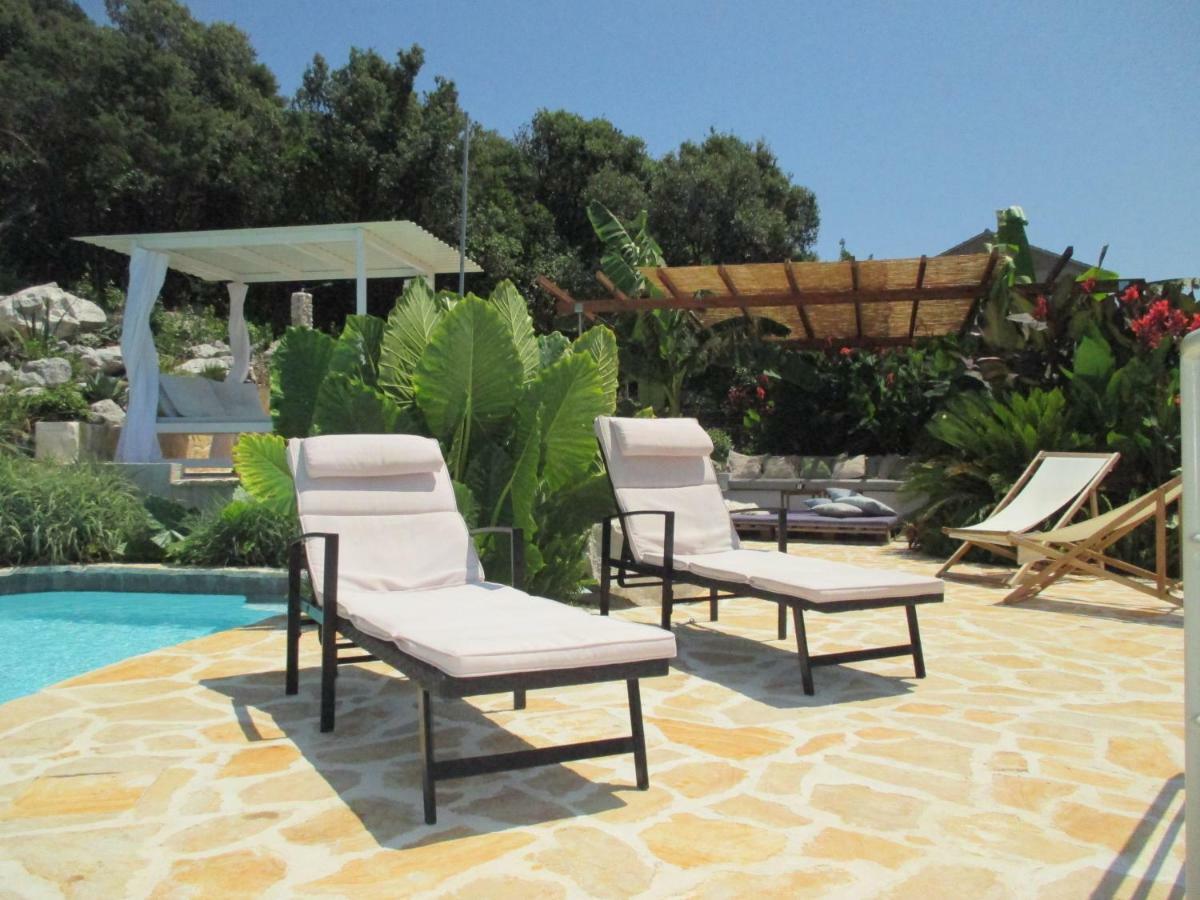 Relax Tiny Villas 40 Meters Of The Beach Zrnovo Ngoại thất bức ảnh