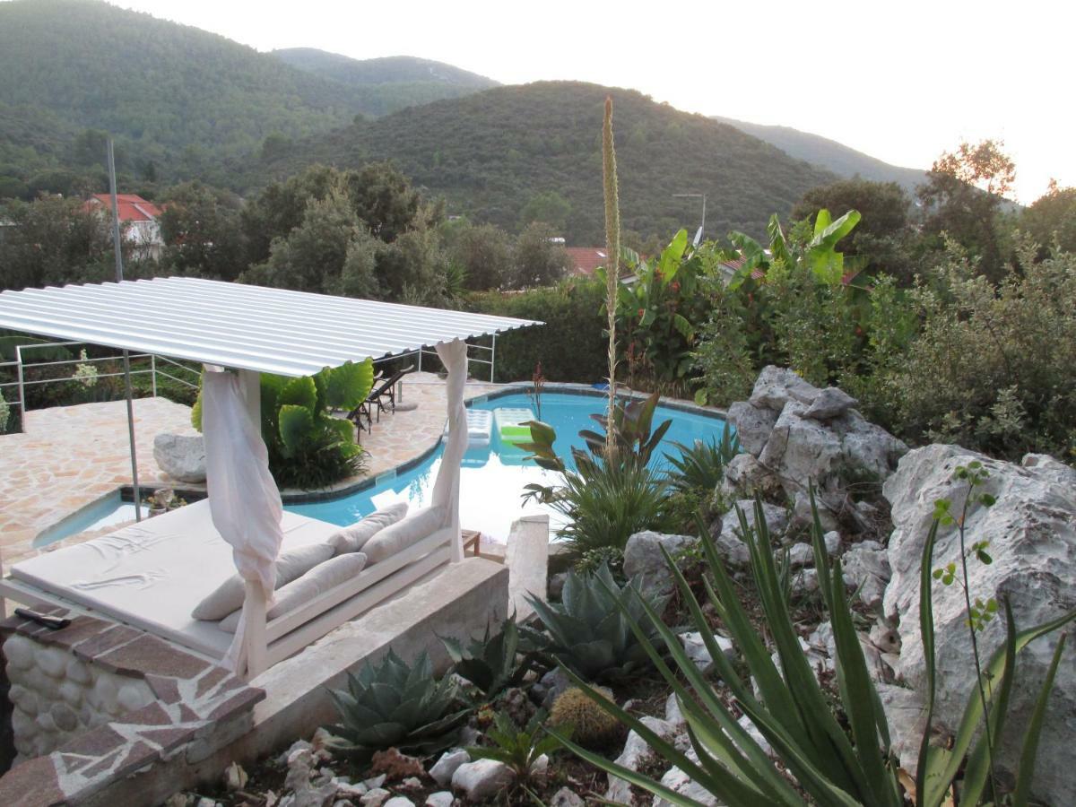 Relax Tiny Villas 40 Meters Of The Beach Zrnovo Ngoại thất bức ảnh